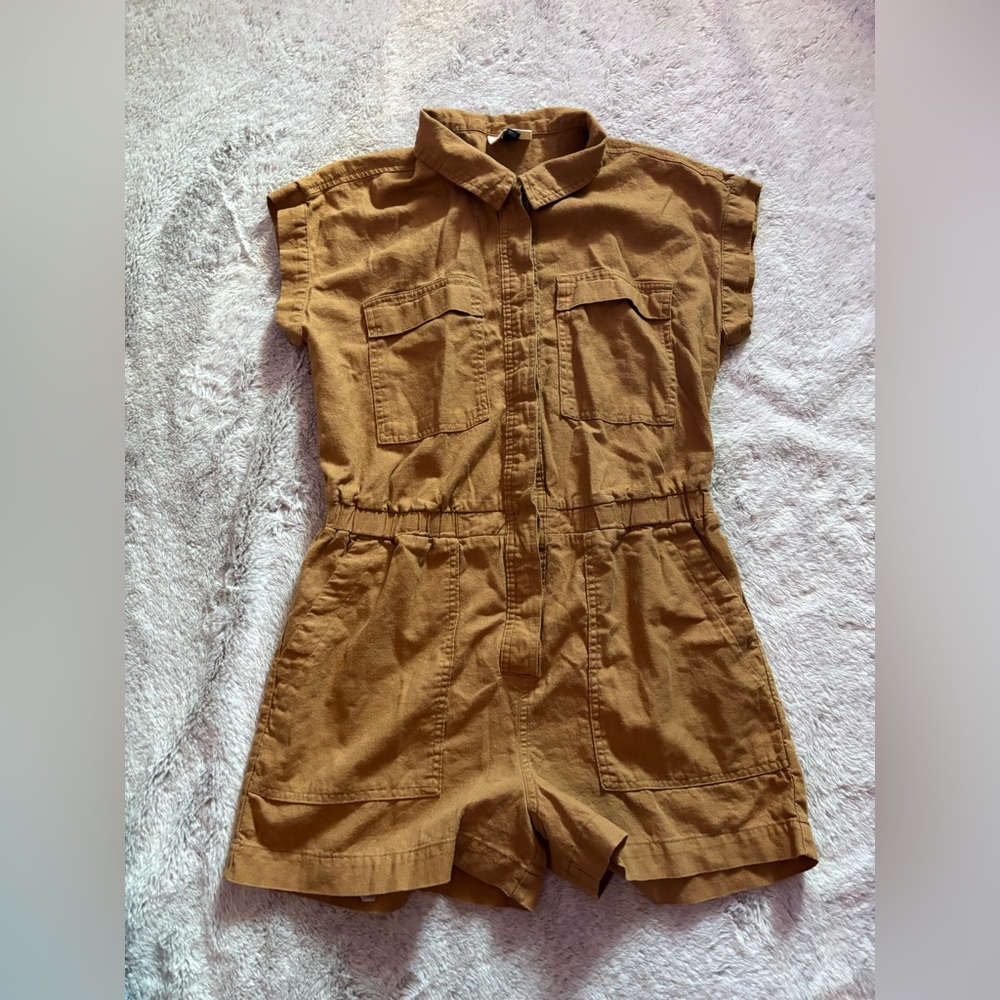 Universal Thread Romper